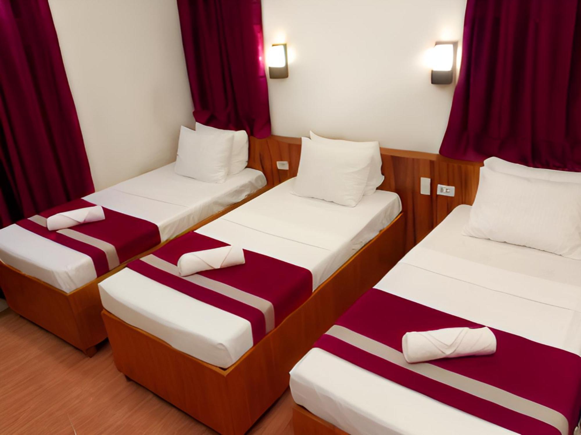 Dy Heritage Suites Vigan Ngoại thất bức ảnh